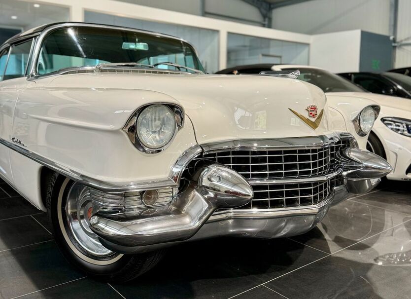 Cadillac Deville 24.000 km 49.999 € Niefern Öschelbronn 75223
