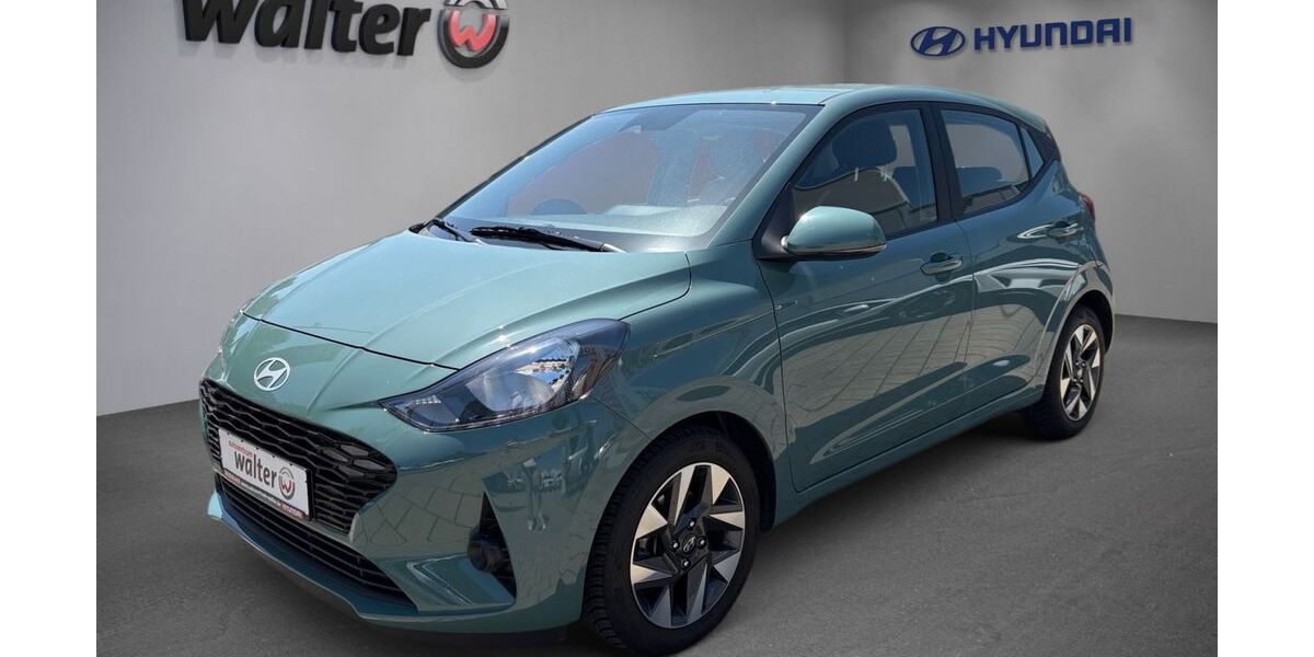 Hyundai i10 10.200 km 16.490 &euro; Pforzheim 75177