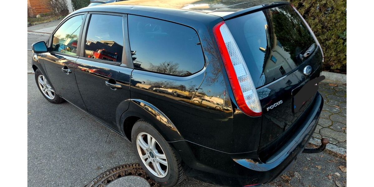 Ford Focus 247.355 km 1.900 &euro; Filderstadt 70794