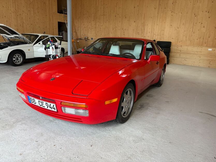Porsche 944 60.555 km 33.650 € Jettingen 71131
