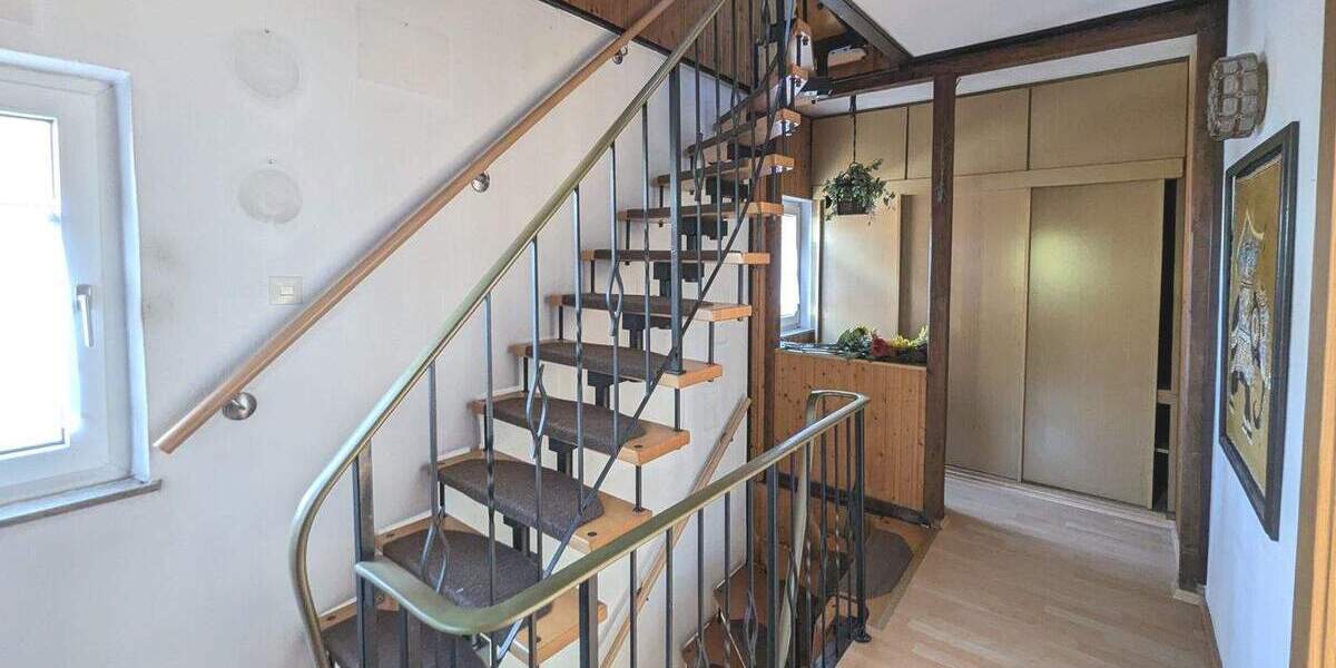 Doppelhaushälfte Böblingen - 4 Zimmer, 130 m&sup2;, 465.000&euro; | Angebot:24528832