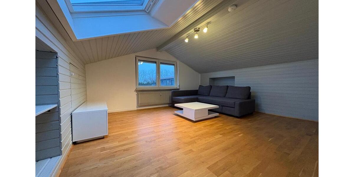 Dachgeschoßwohnung Gärtringen - 2 Zimmer, 40 m&sup2;, 800&euro; | Angebot:24655718
