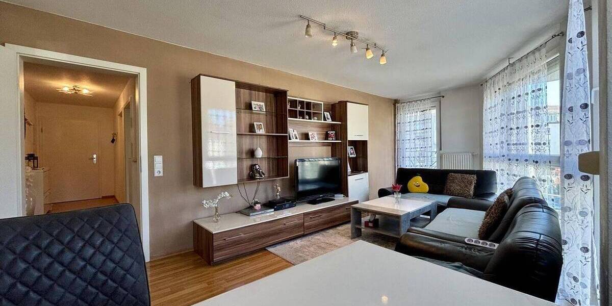 Etagenwohnung Sindelfingen Mitte - 4 Zimmer, 101 m&sup2;, 458.000&euro; | Angebot:26503079
