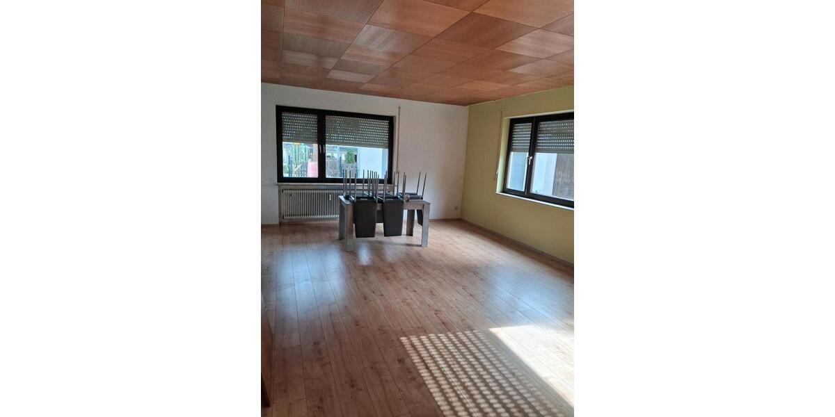 Erdgeschoßwohnung Sindelfingen Darmsheim - 3 Zimmer, 75 m&sup2;, 750&euro; | Angebot:27625229