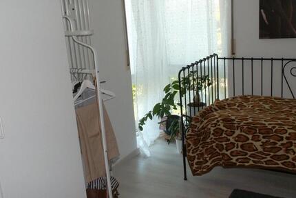 Wohnung Stuttgart Bad Cannstatt - 1 Zimmer, 11 m&sup2;, 200&euro; | Angebot:24841703