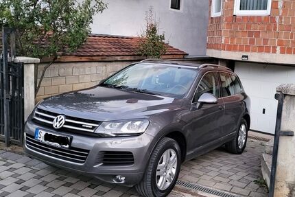 VW Touareg 226.000 km 7.500 &euro; Stuttgart 70195