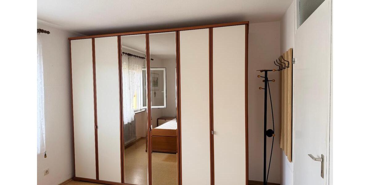 Etagenwohnung Stuttgart Bad Cannstatt - 2 Zimmer, 63 m&sup2;, 330.000&euro; | Angebot:26851529