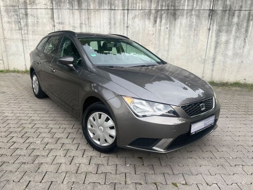 Seat Leon 44.720 km 10.490 € Stuttgart 70378