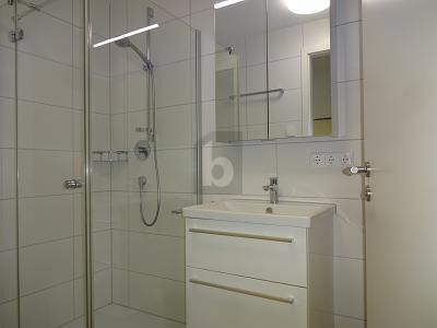 RUHIG UND HELL MIT SONNIGER TERRASSE UND GARTEN - Erdgeschoßwohnung Leinfelden-Echterdingen Echterdingen | Angebot:24698121