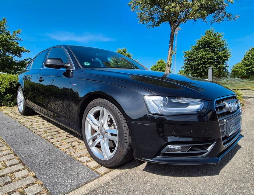 Audi A4 170.000 km 12.499 € Stuttgart 70567