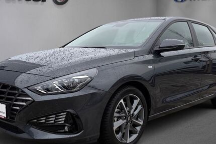 Hyundai i30 2.100 km 22.590 &euro; Pforzheim 75177