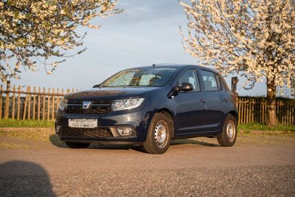 Dacia Sandero 119.000 km 3.300 € Stuttgart 70374