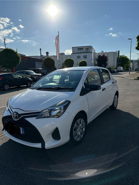 Toyota Yaris 65.550 km 7.999 € Stuttgart 70469