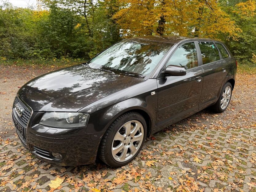 Audi A3 205.000 km 3.700 € Stuttgart 70597