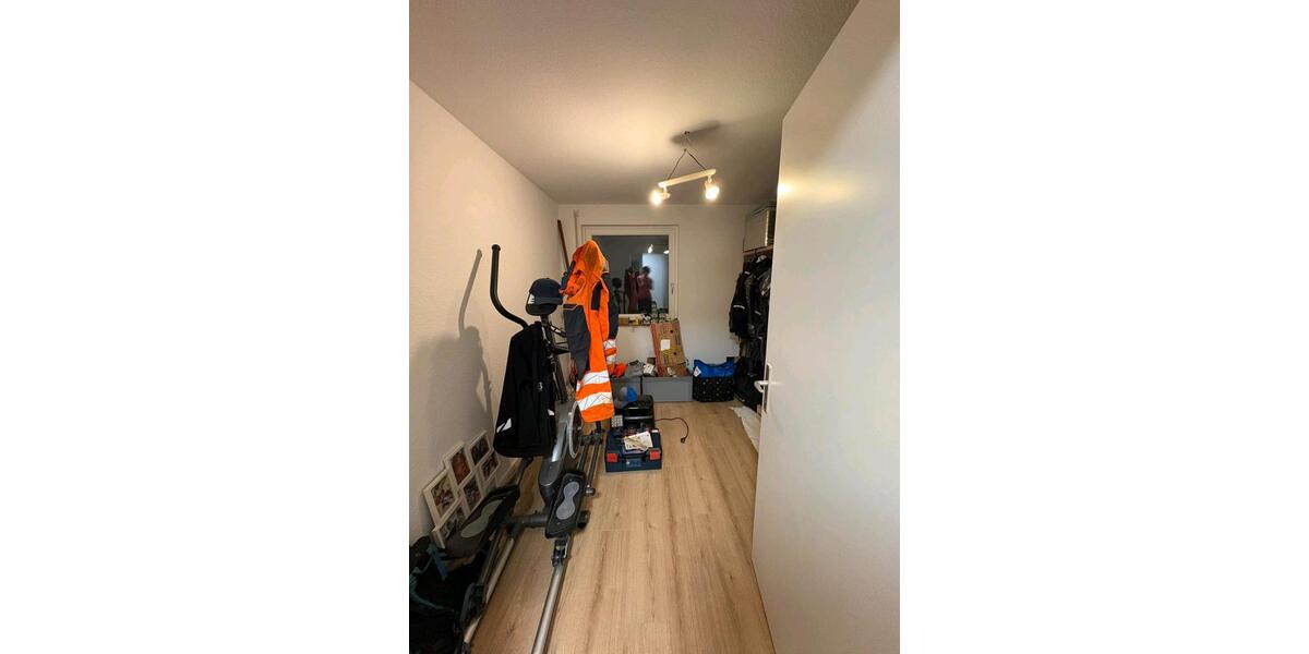 Dachgeschoßwohnung Rottenburg am Neckar - 3.5 Zimmer, 67 m&sup2;, 780&euro; | Angebot:27542684