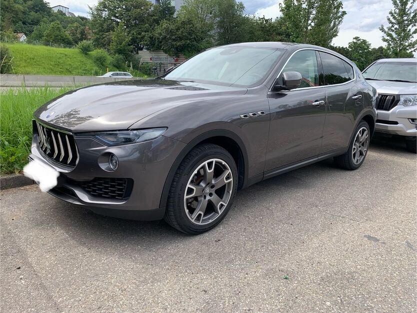 Maserati Levante 82.750 km 35.950 € Stuttgart 70329