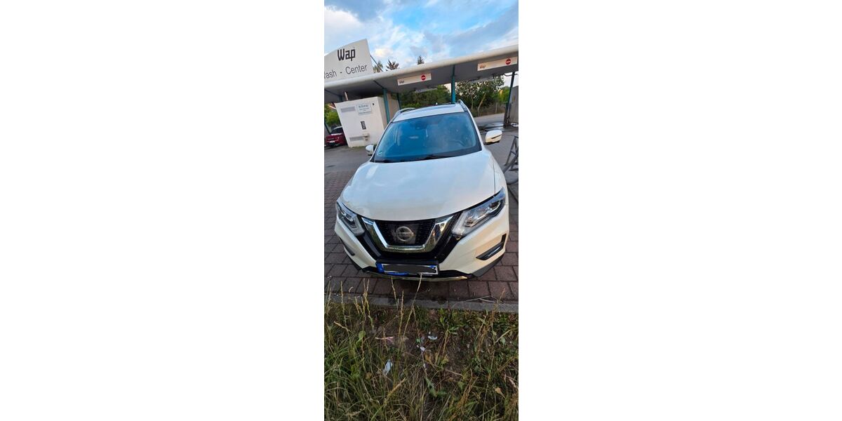 Nissan X-Trail 160.183 km 11.300 &euro; Leonberg 71229