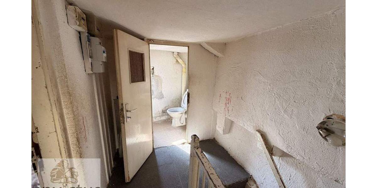 Einfamilienhaus Vaihingen an der Enz / Enzweihingen Enzweihingen - 5 Zimmer, 90 m&sup2;, 99.000&euro; | Angebot:25836706