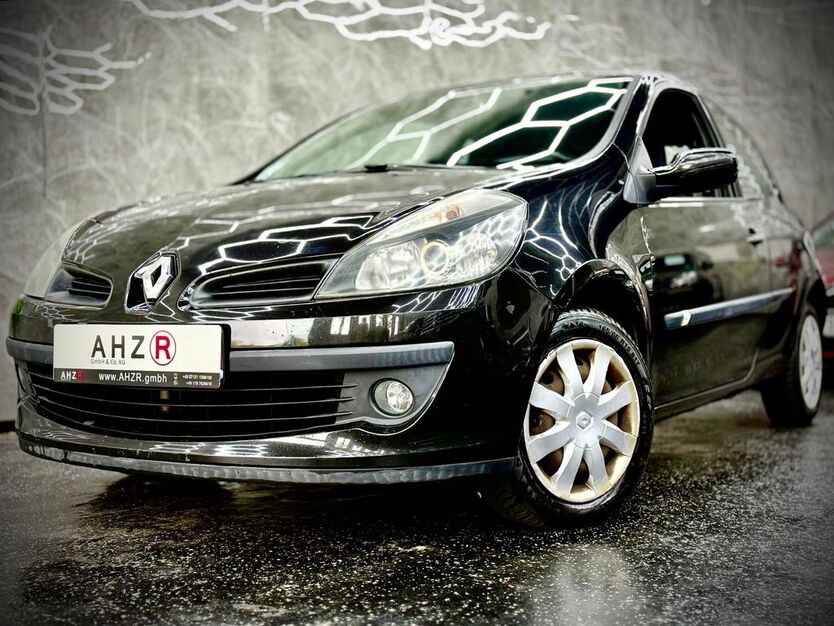 Renault Clio 203.000 km 2.900 € Reutlingen 72762