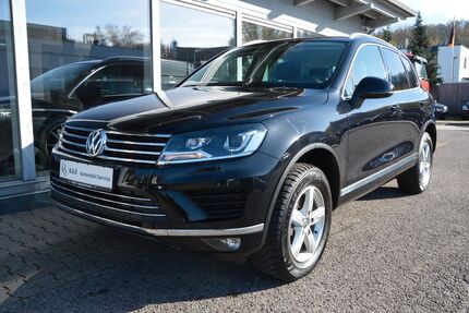 VW Touareg 106.861 km 23.990 &euro; Herrenberg bei Stuttgart 71083