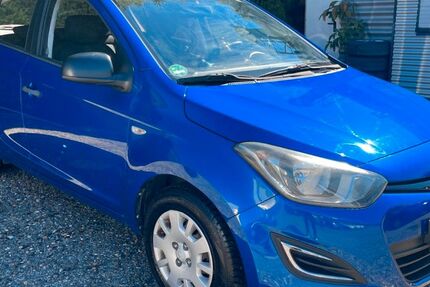 Hyundai i20 75.815 km 4.990 &euro; Sindelfingen 71065