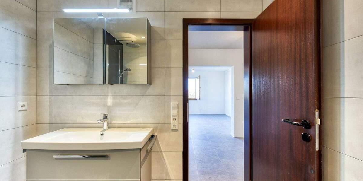 Etagenwohnung Ludwigsburg Ost - 3 Zimmer, 88 m&sup2;, 1.100&euro; | Angebot:25671013