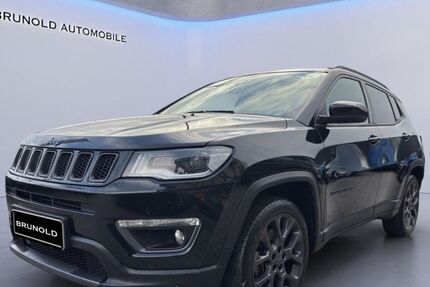 Jeep Compass 112.200 km 18.900 &euro; Stuttgart 70565