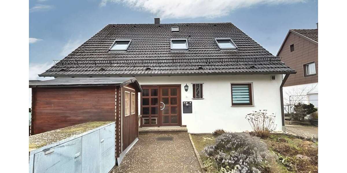 Einfamilienhaus Sindelfingen Darmsheim - 9 Zimmer, 215 m&sup2;, 729.000&euro; | Angebot:25193831