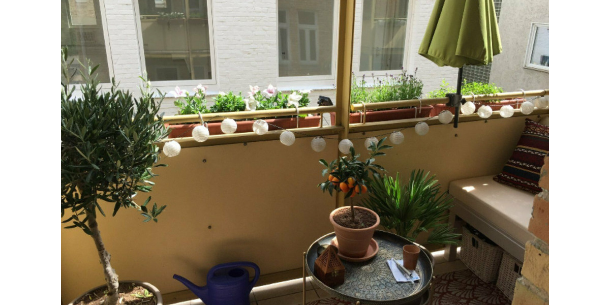 Schöne Altbau-Wohnung am Marienplatz mit Balkon und Einbauküche 3 zimmer