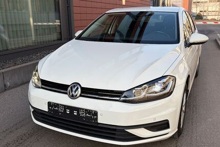 VW Golf 147.000 km 9.990 &euro; Stuttgart 70469