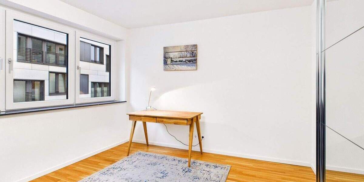 Etagenwohnung Stuttgart Feuerbach - 3 Zimmer, 104 m&sup2;, 2.240&euro; | Angebot:23866729