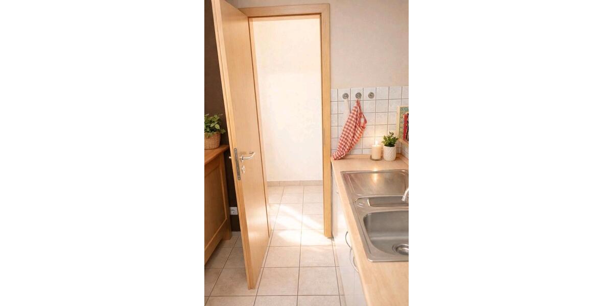 Erdgeschoßwohnung Sindelfingen - 3.5 Zimmer, 114 m&sup2;, 1.500&euro; | Angebot:26035412