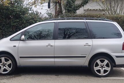 VW Sharan 245.000 km 2.950 &euro; Ostfildern 73760
