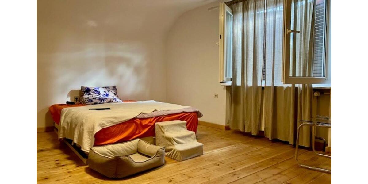 Maisonettenwohnung Metzingen - 5 Zimmer, 152 m&sup2;, 1.800&euro; | Angebot:24142093