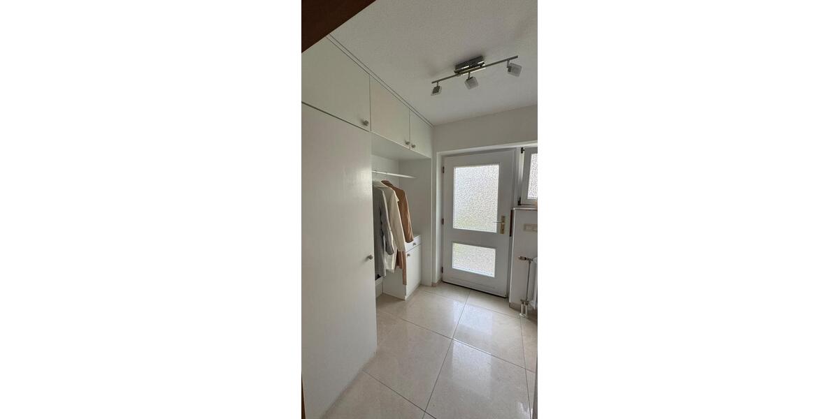 Reihenhaus Schömberg - 7 Zimmer, 160 m&sup2;, 535.000&euro; | Angebot:24661123