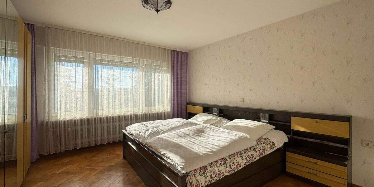 Doppelhaushälfte Böblingen - 6 Zimmer, 157 m&sup2;, 898.000&euro; | Angebot:23974307