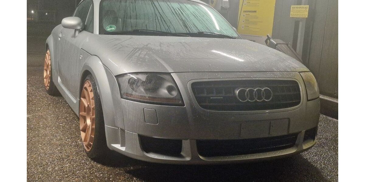 Audi TT 240.000 km 9.999 &euro; reutlingen 72770