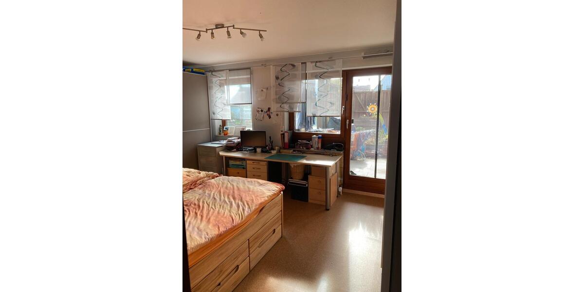 Hochparterre Renningen - 4 Zimmer, 109 m&sup2;, 410.000&euro; | Angebot:24802021