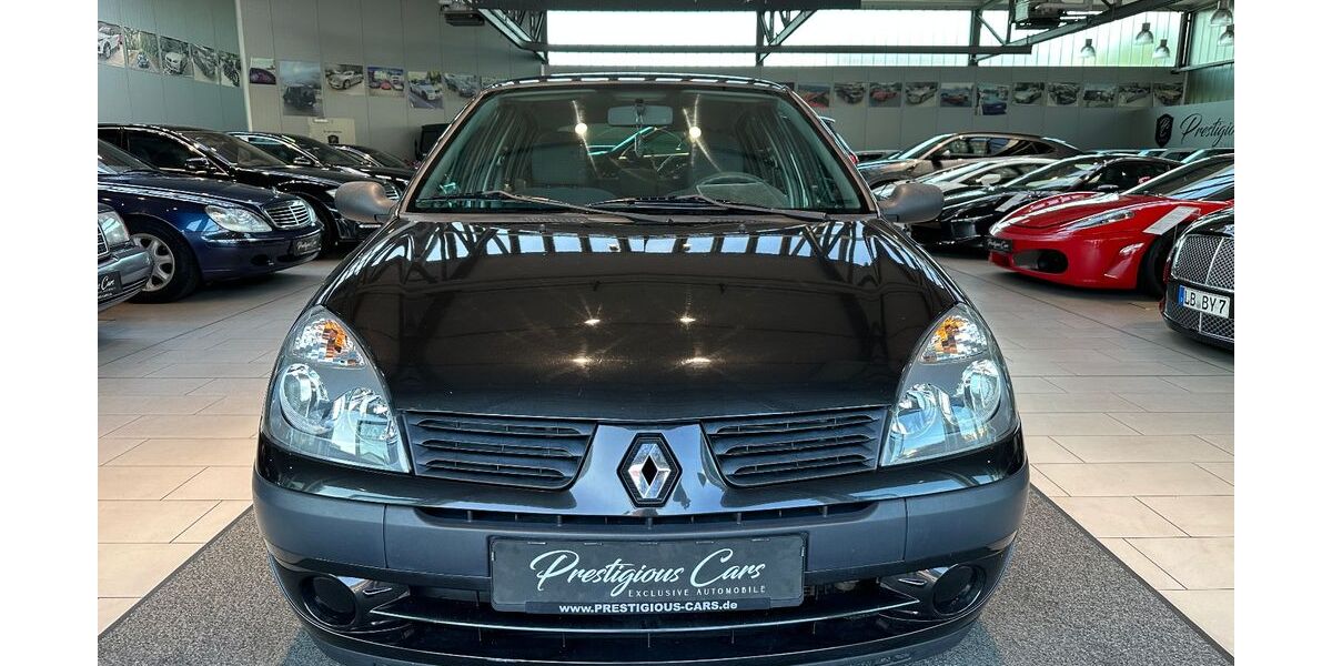 Renault Clio 200.000 km 1.349 &euro; Ludwigsburg 71638