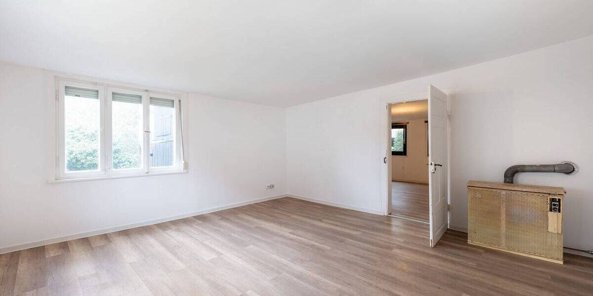 Doppelhaushälfte Stuttgart Degerloch - 4 Zimmer, 105 m&sup2;, 350.000&euro; | Angebot:26616854