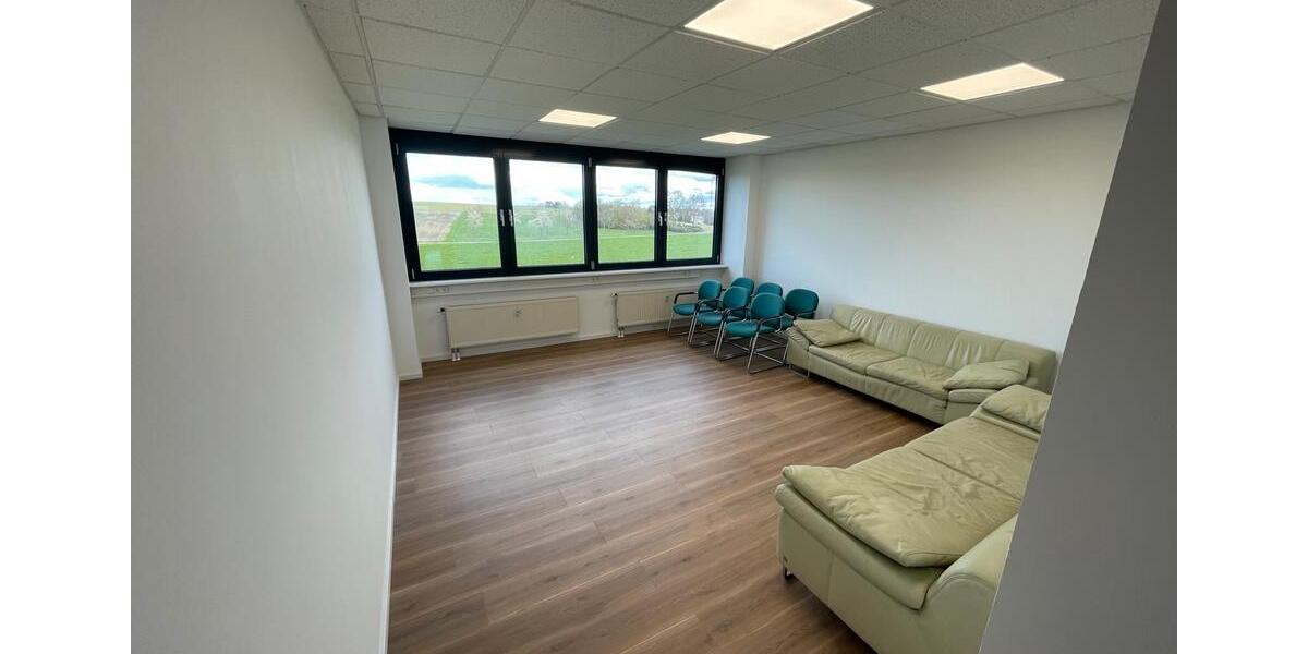 Gewerbeobjekt Ditzingen - 250&euro; | Angebot:24489815