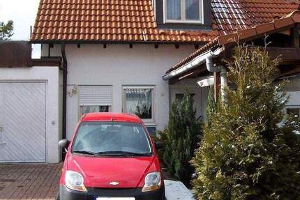 Reiheneckhaus mit Einliegerwohnung 9 zimmer