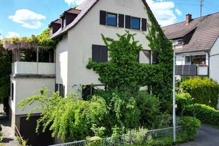 Haus zum Kaufen in Korntal-Münchingen 689.000 € 207 m² 8 zimmer