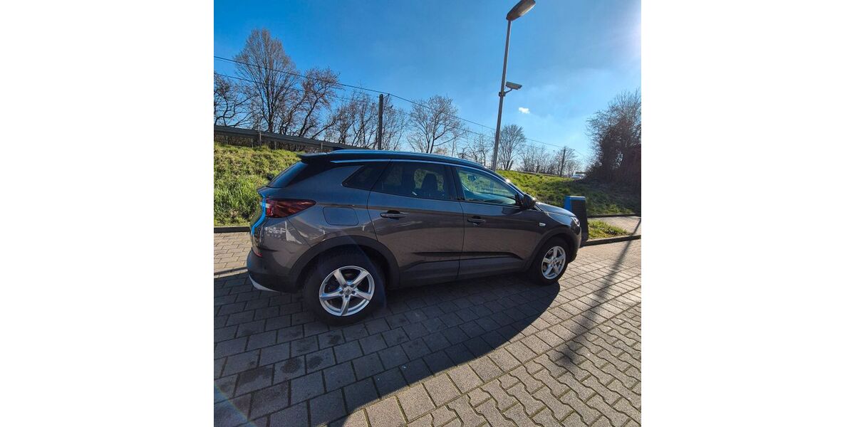 Opel Grandland (X) 80.000 km 14.700 &euro; Remseck 71686