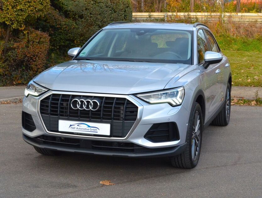 Audi Q3 30.600 km 29.950 € Stuttgart 70499