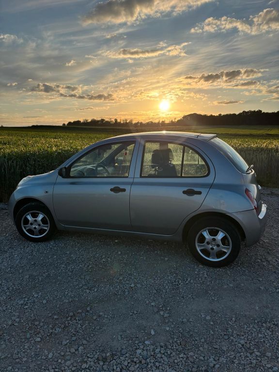 Nissan Micra 171.734 km 1.290 € Bempflingen 72658