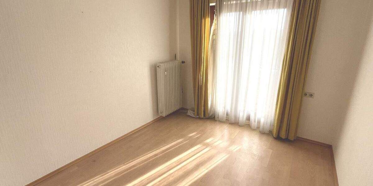 Einfamilienhaus Weil der Stadt Schafhausen - 8 Zimmer, 159 m&sup2;, 460.000&euro; | Angebot:24827090