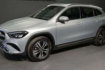 Mercedes-Benz GLA 180 17.800 km 32.380 &euro; Waiblingen 71332