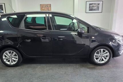 Opel Meriva 93.000 km 6.900 &euro; Asperg/Ludwigsburg bei Stuttgart 71679