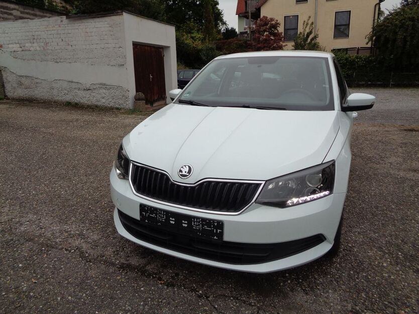 Skoda Fabia 178.000 km 5.290 € Stuttgart 70469